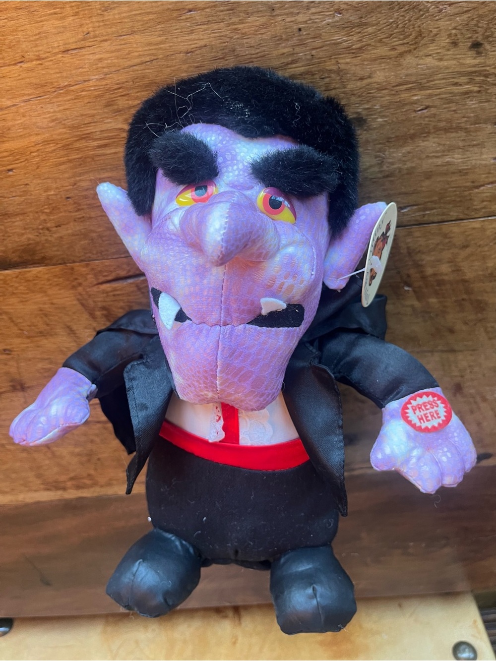 Rare Vintage Toys by Tiffiny Animated Dracula Vampire Plush Halloween Works NWT
